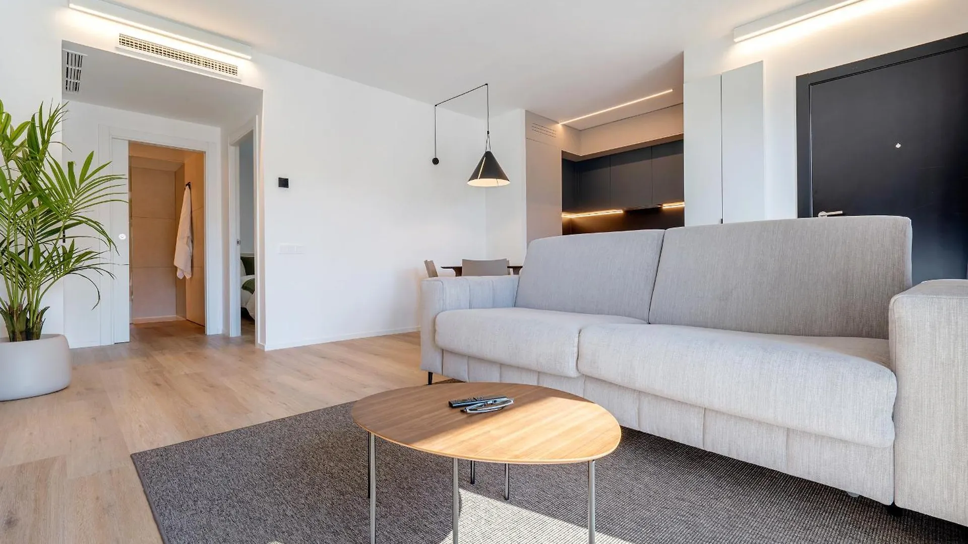 Hauzify I Apartaments Voramar Sant Pol De Mar Apartment