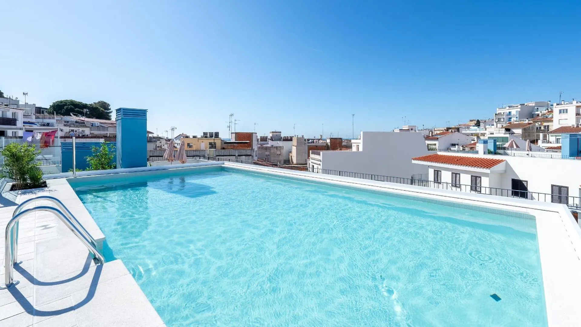 Hauzify I Apartaments Voramar location